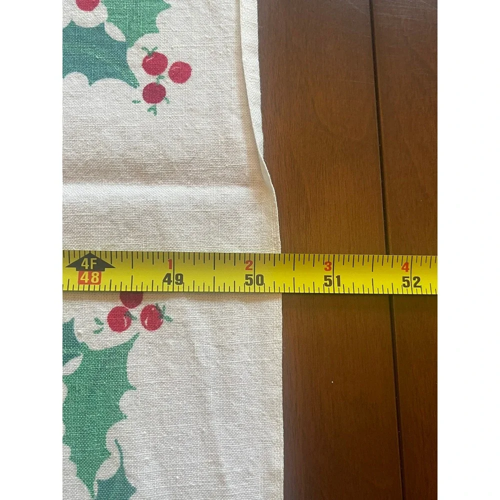 Vintage Christmas Tablecloth Poinsettia Holly Red Green Cotton 67x50 Rectangle